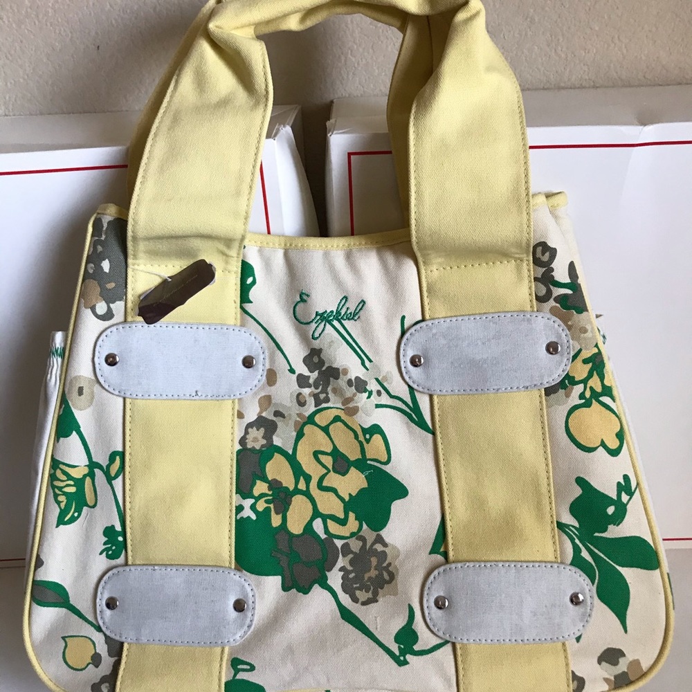 🔥 Price drop! $7 Ezekiel Women’s Tote Purse Bag